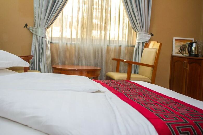 Hotel Summit Lodge