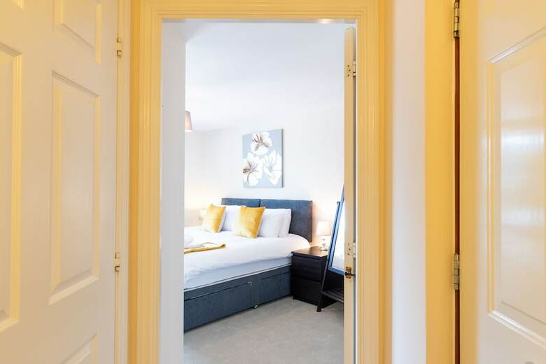 Velvet 2-bed Apartment Stewart Place - Ware