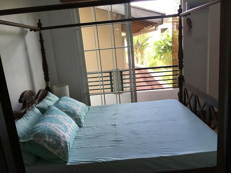 Hotel Molesworth Homestay
