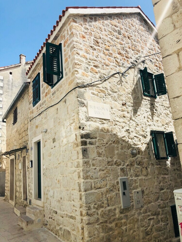 Hotel Peasants Palace
