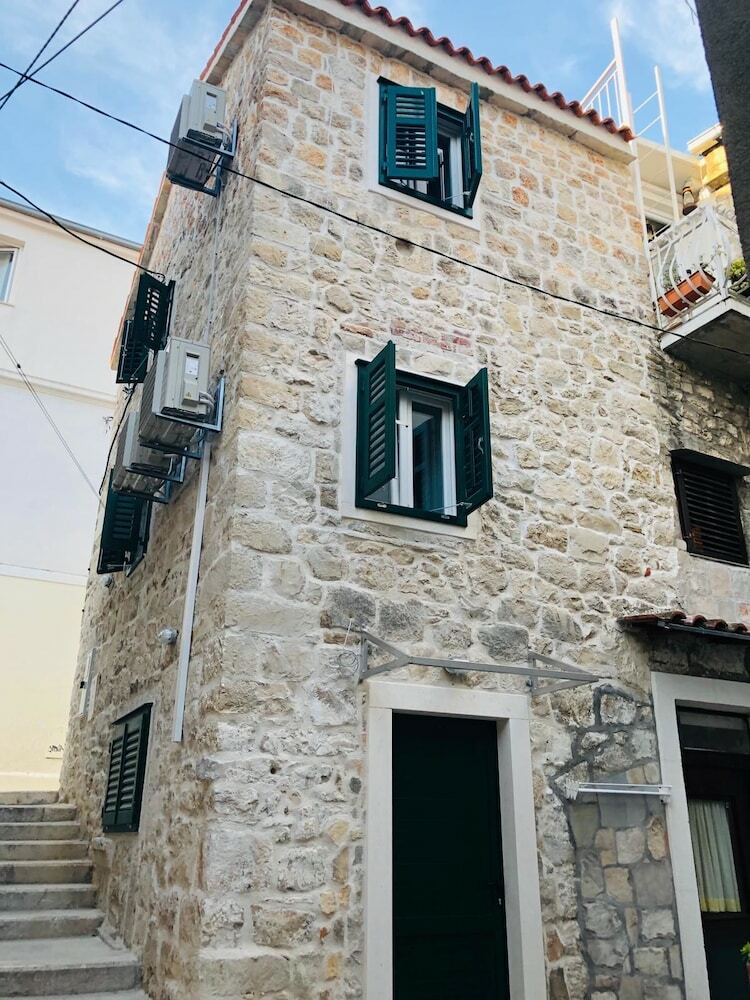 Hotel Peasants Palace
