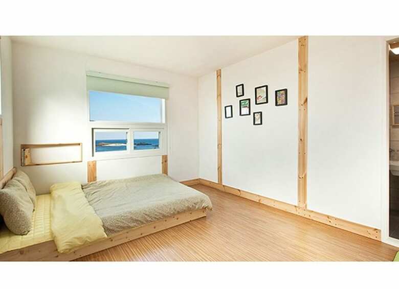 Hotel Jeju Cloudy Field House