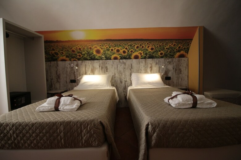 Hotel 7 Camere