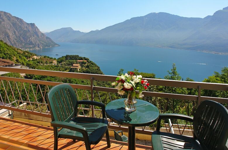 Hotel Village Bazzanega