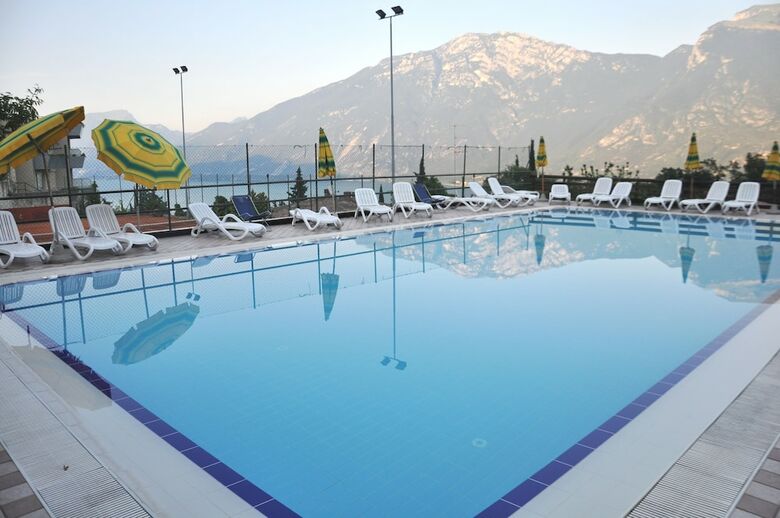 Hotel Village Bazzanega