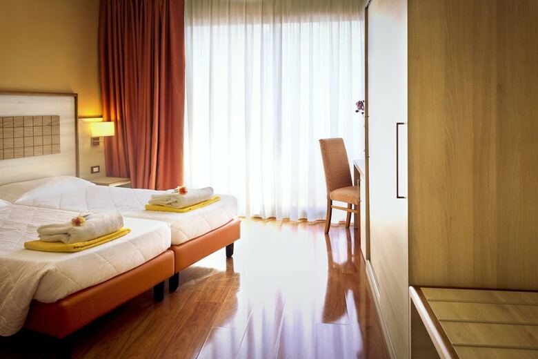Hotel Saturno