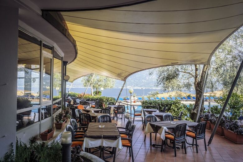 Hotel Saturno
