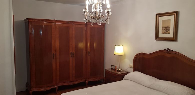 Apartamentos Mirando A Pi�ole