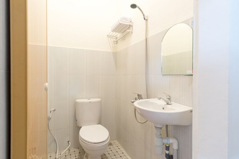 Hostal Oyo 873 Kamani Homestay Syariah