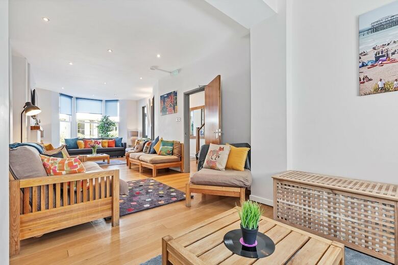 Brighton Getaways-sunshine Central House