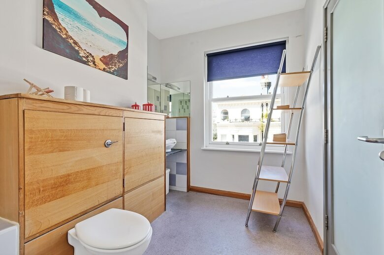 Brighton Getaways-sunshine Central House
