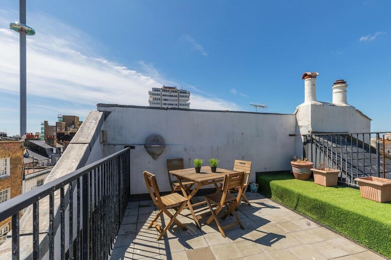 Brighton Getaways-sunshine Central House