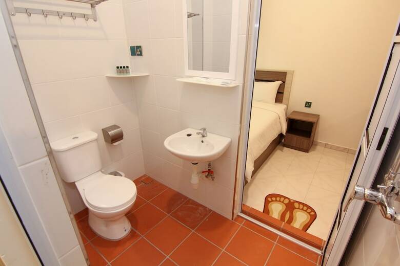 Hotel Pearl Inn