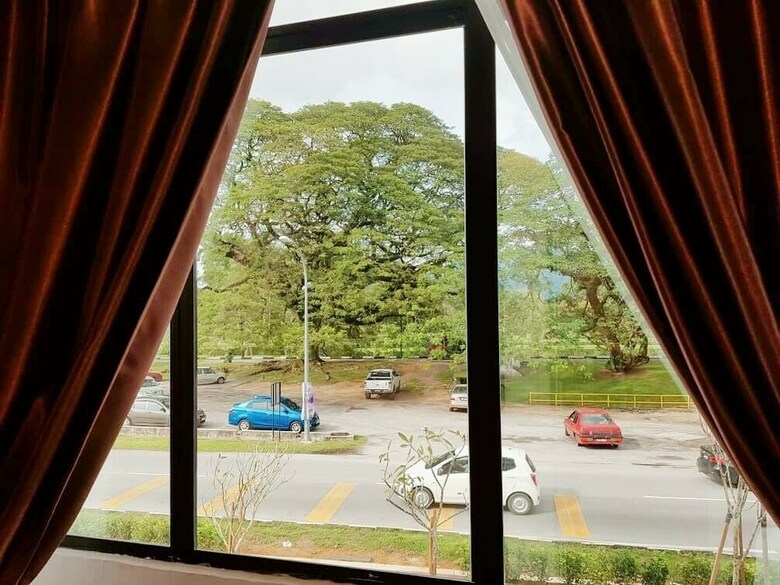 Hotel Pearl Inn