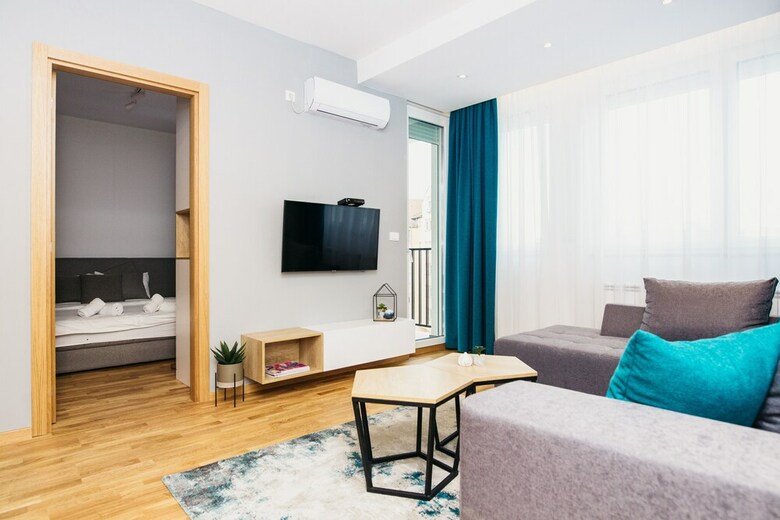 Arena Big Luxury Apartment