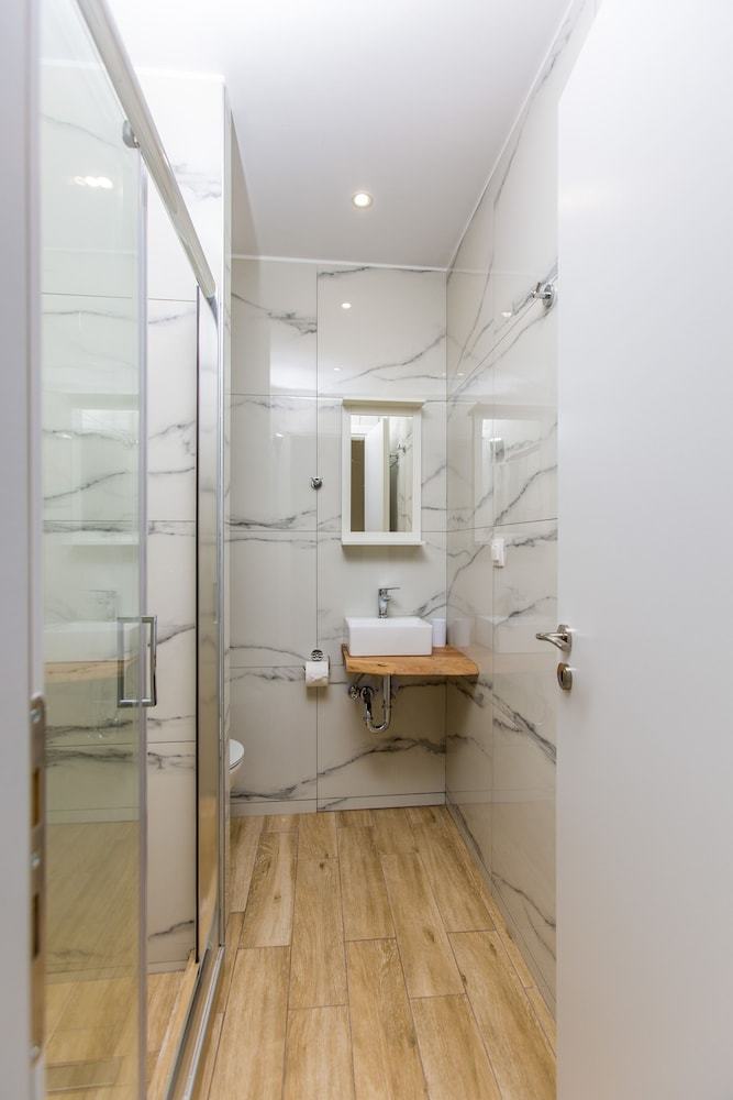 Apartamentos Athens Raise Acropolis Project
