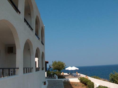 Aparthotel Marou Hotel