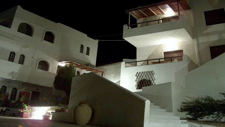 Aparthotel Marou Hotel
