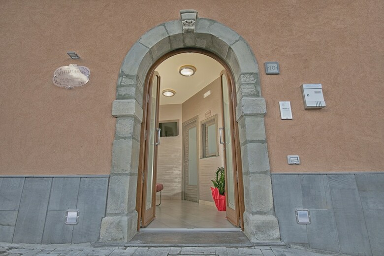 Hotel Affittacamere La Madonnina