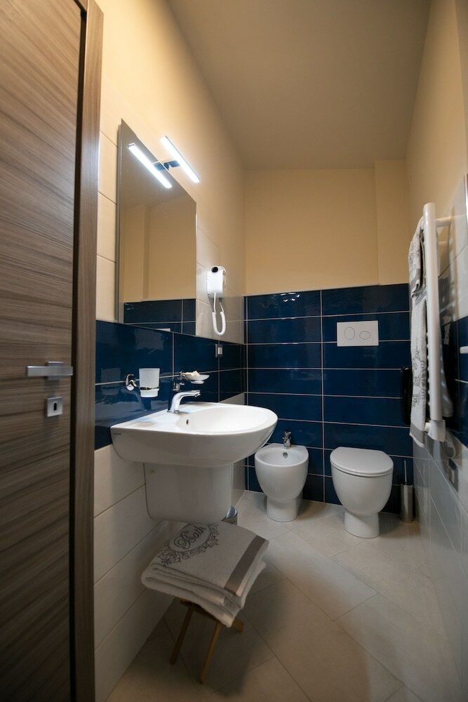 Hotel Affittacamere La Madonnina