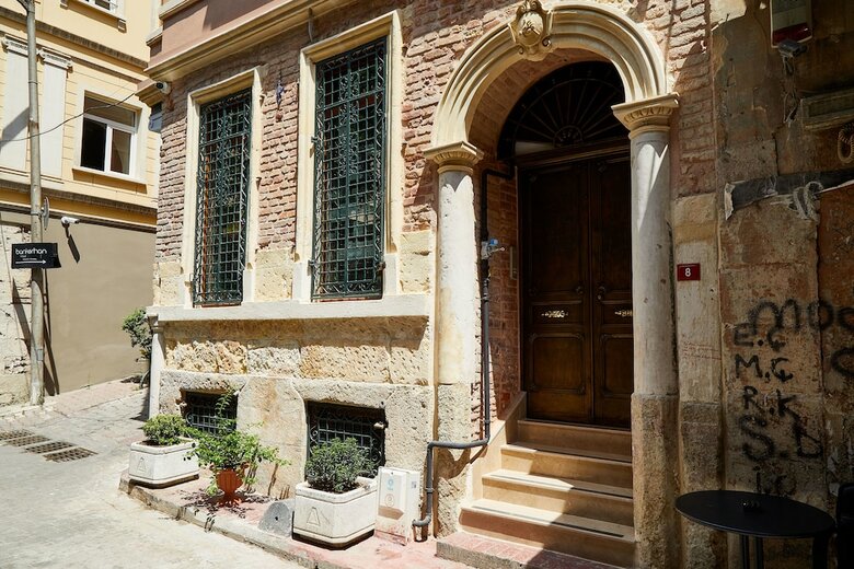 Apartamento No 8 Galata