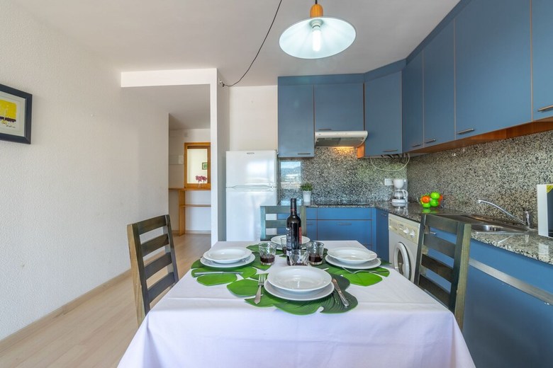 Apartamentos Bt Port Canig�