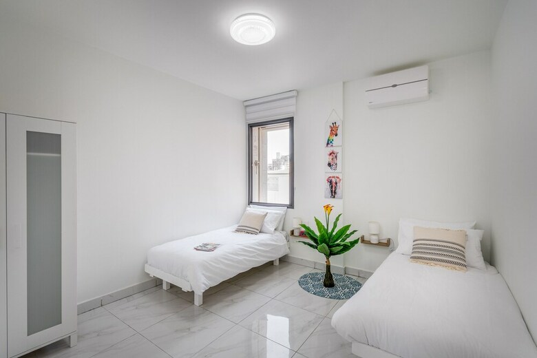 Even Israel Apartments