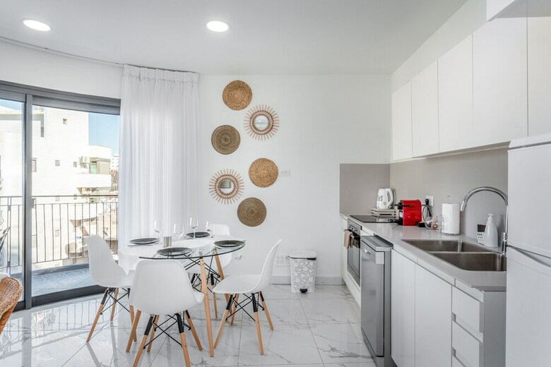Even Israel Apartments