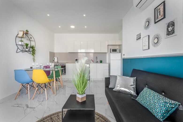 Even Israel Apartments