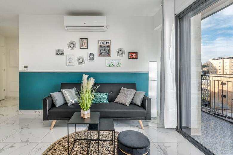Even Israel Apartments