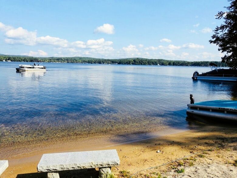 Posada Winnisquam Lake Inn