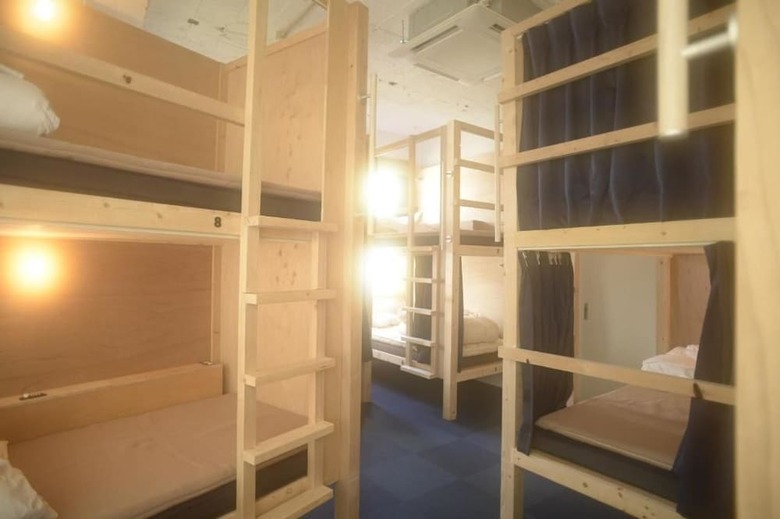 Hostal Wharf Inn - Hostel