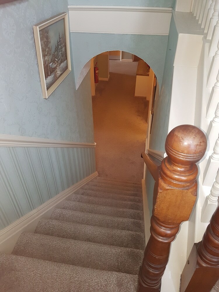 Hotel Cameron Court B&B