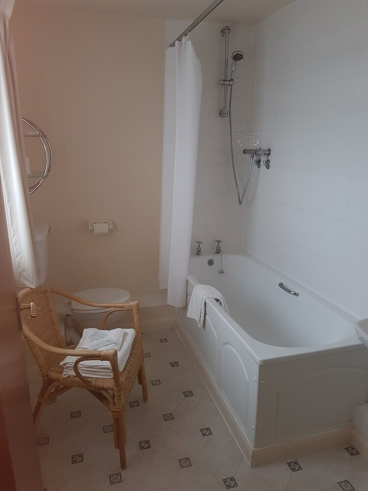 Hotel Cameron Court B&B
