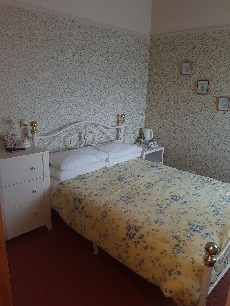 Hotel Cameron Court B&B