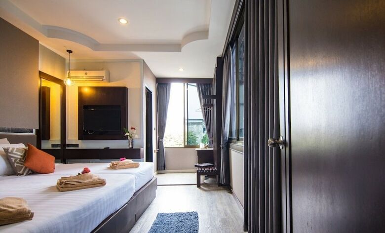Blue Lagoon Hotel