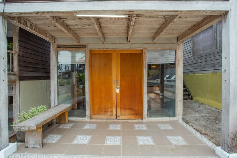 Hotel Oyo 1215 Tree House Villa