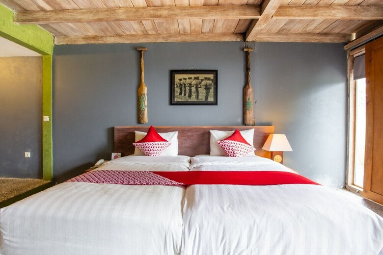 Hotel Oyo 1215 Tree House Villa