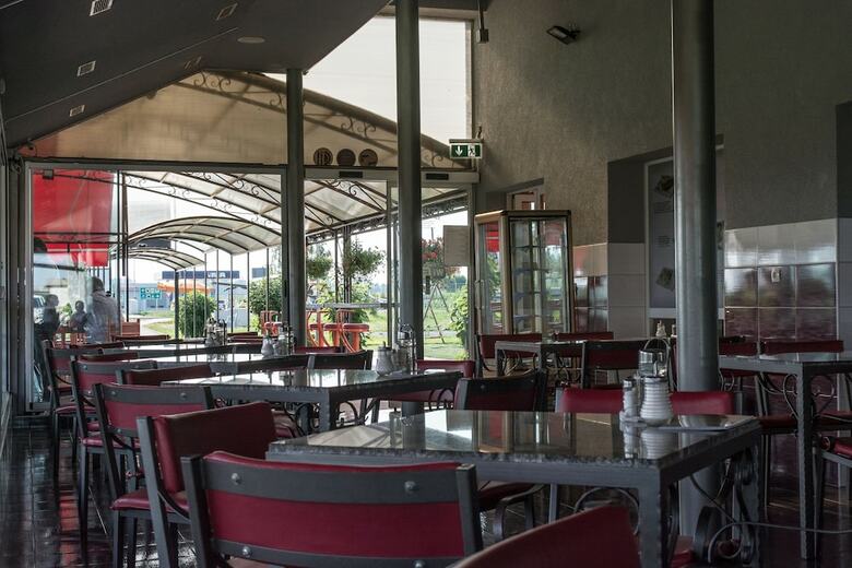 Pension Restoran Prenociste Turist