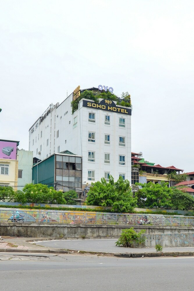 Hotel Oyo 293 Soho