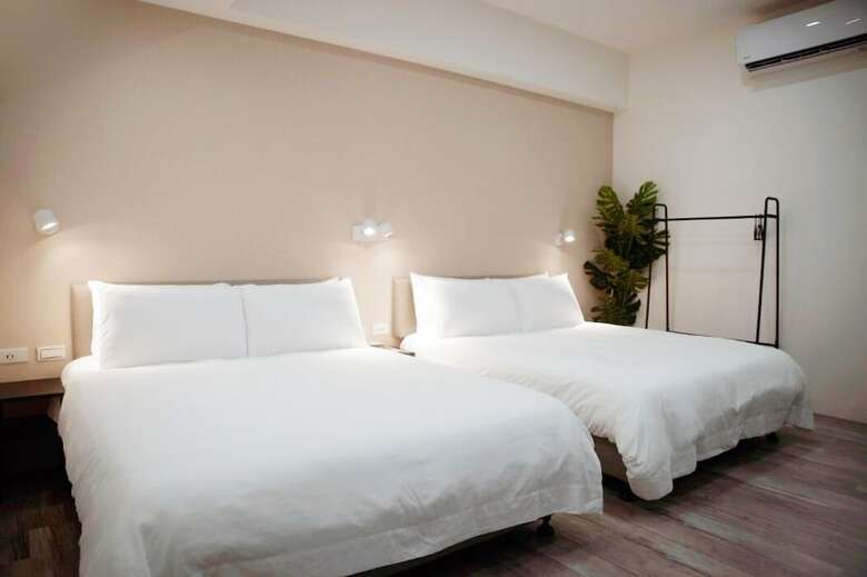 Hotel W11 Homestay