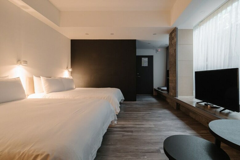 Hotel W11 Homestay