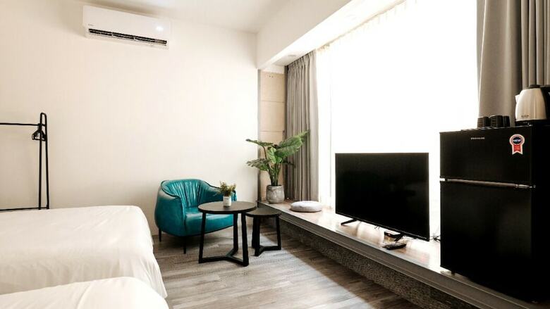 Hotel W11 Homestay