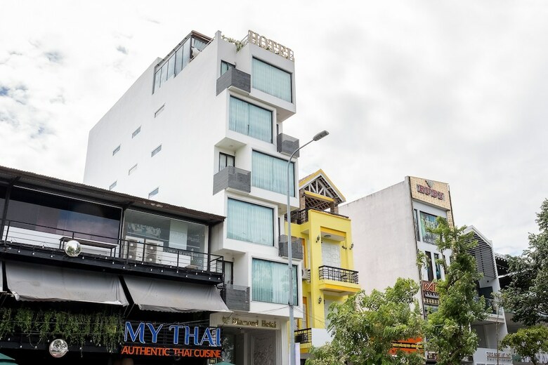Oyo 284 Diamond Hotel