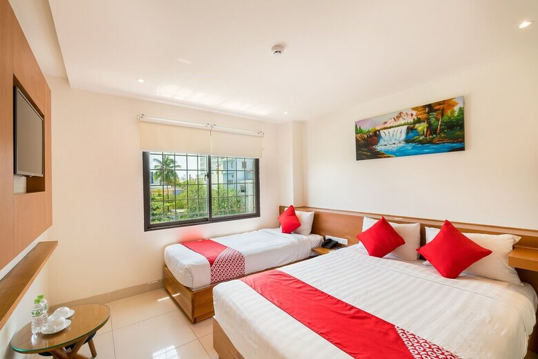 Oyo 284 Diamond Hotel