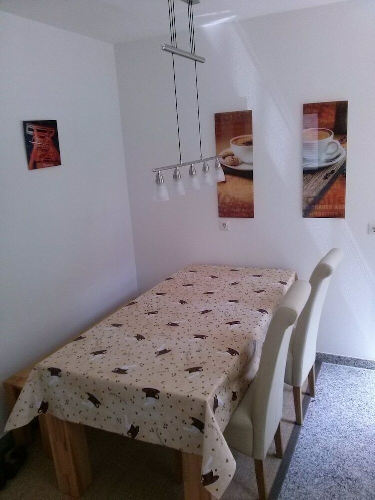28p Stilvolles Apartment In Dortmund