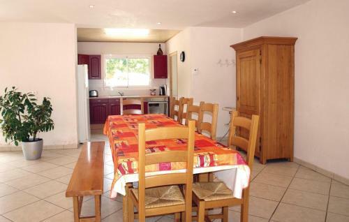 Holiday Home St Martin Des Pres 36