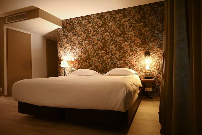 Marina Bay Hotels