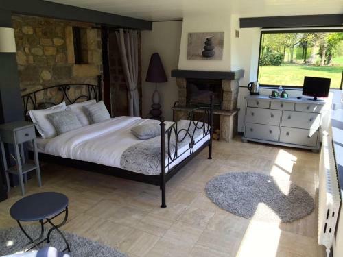 Hostal Le Petit Moulin Du Rouvre