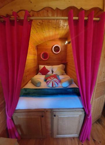 Hostal Le Petit Moulin Du Rouvre